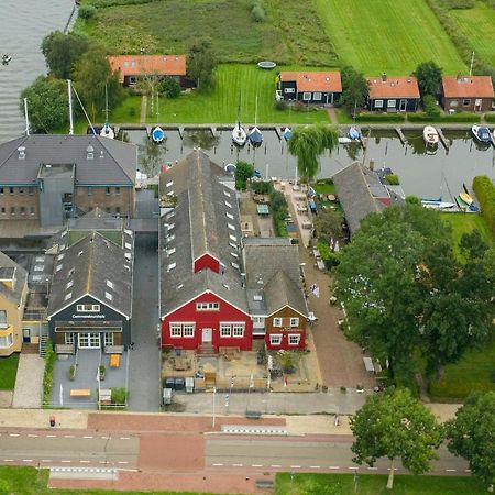 Landzicht Vakantiehuis Aan De Fluessen Elahuizen Exteriör bild