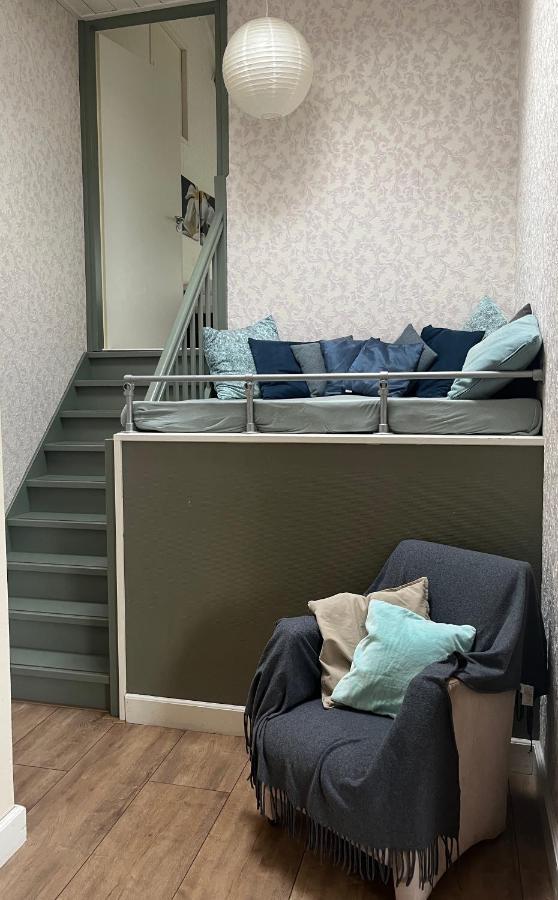 Landzicht Vakantiehuis Aan De Fluessen Elahuizen Exteriör bild